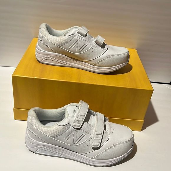 New Balance 928v3 shoes - Picture 1 of 8